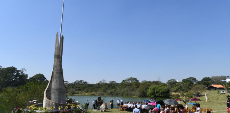 DCTA presta homenagem aos “Heróis de Alcântara”